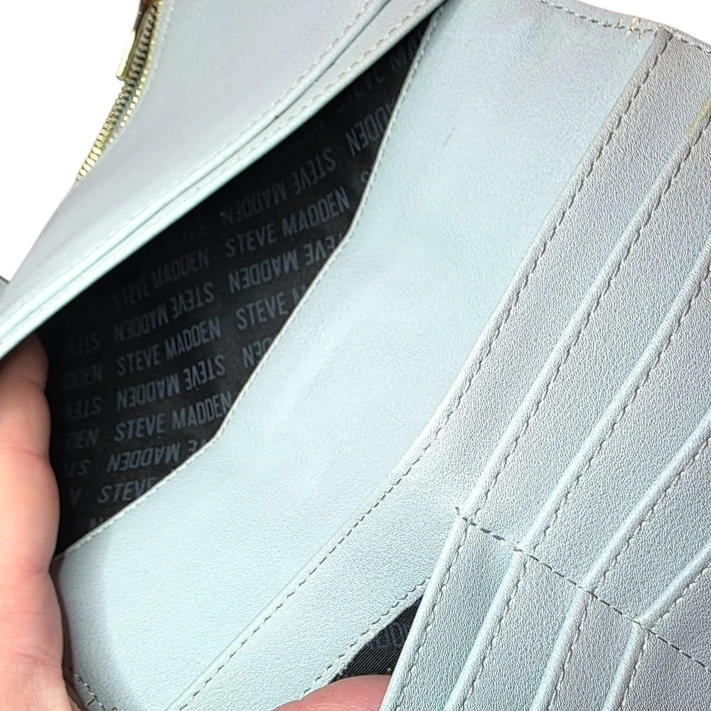 Steve Madden chic functional